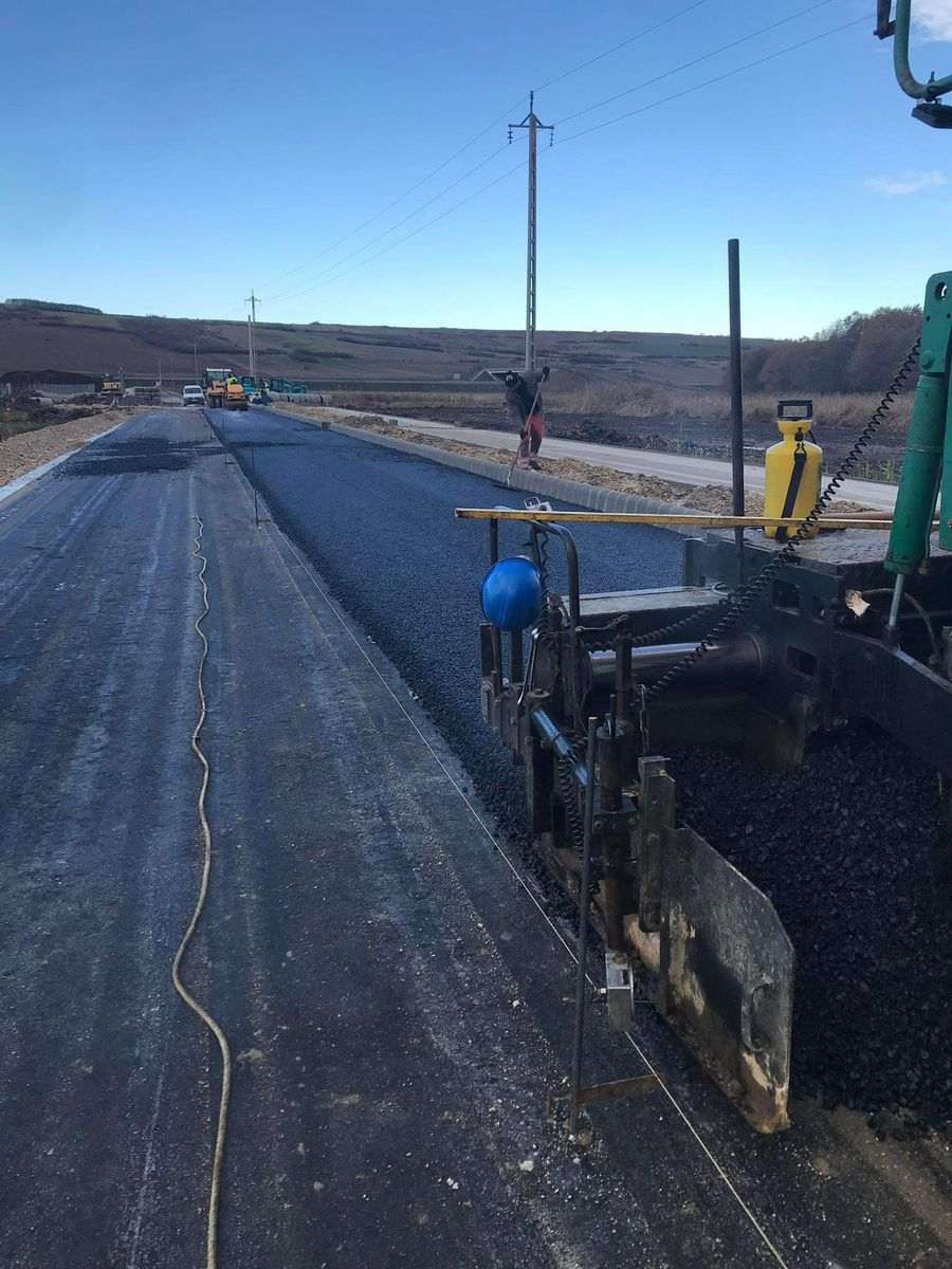 Aszfalt paver referencia
